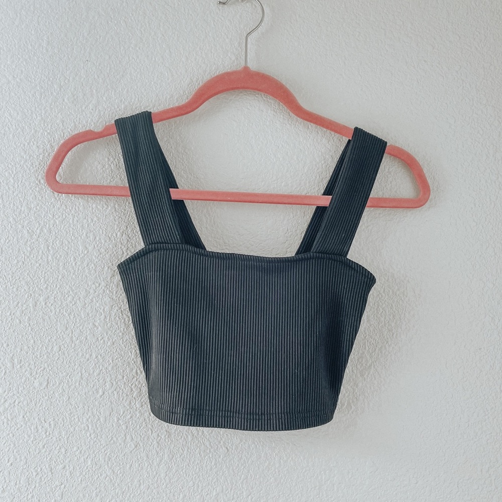 Black crop top
